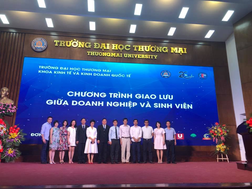 GIAO LƯU DOANH NGHIỆP VÀ SINH VIÊN KHOA KINH TẾ & KINH DOANH QUỐC TẾ