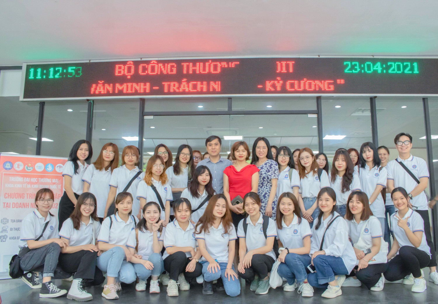CHUYẾN ĐI THỰC TẾ TẠI CỤC PHÒNG VỆ THƯƠNG MẠI - BỘ CÔNG THƯƠNG